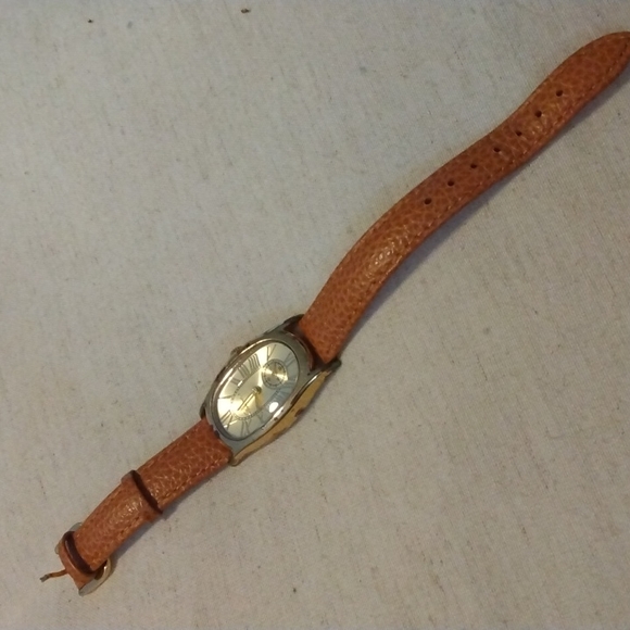 VERONESE Sterling Silver Brown Leather Watch excellent condition - Picture 3 of 4